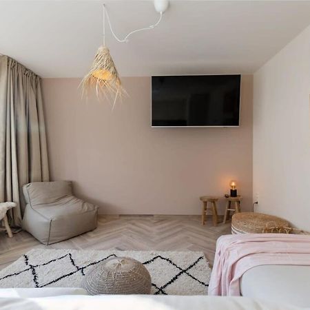 Alejandro - Lovely 2 Bedroom Apartment In Ostend Exterior photo