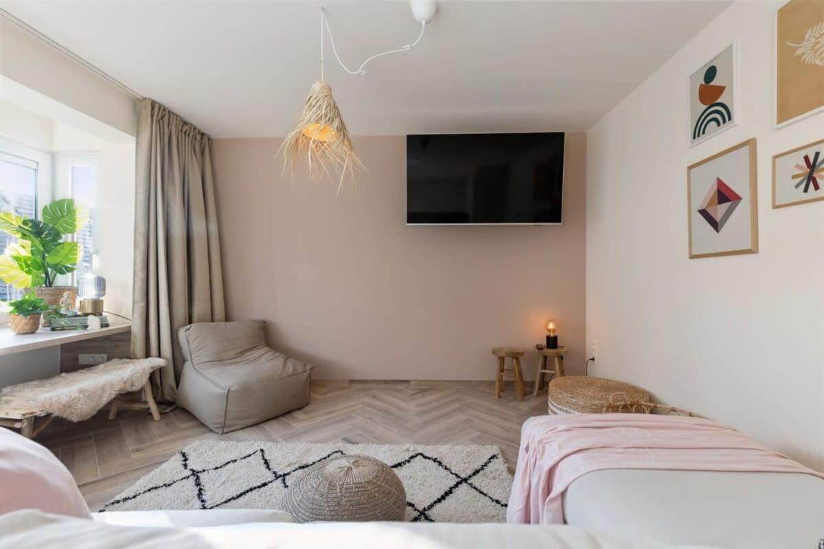 Alejandro - Lovely 2 Bedroom Apartment In Ostend Exterior photo