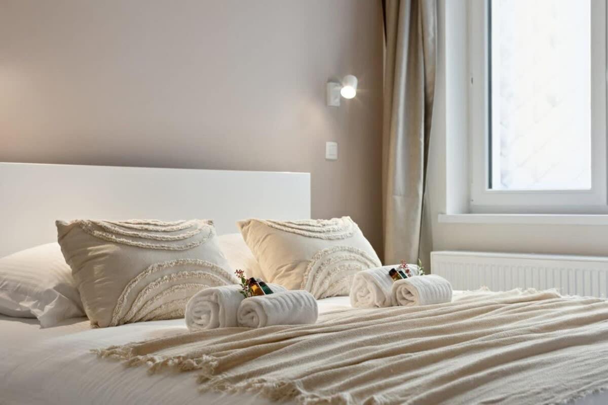 Alejandro - Lovely 2 Bedroom Apartment In Ostend Exterior photo